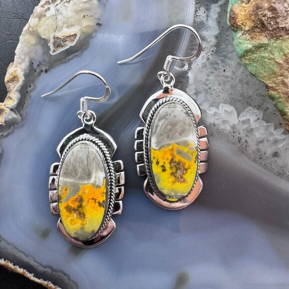 Sterling Silver Southwestern Style Oval Eclipse Jasper Decorated Dangle Earrings - Picture 1 of 10